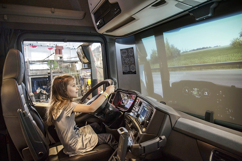 минимальный возраст для водителей грузовиков
